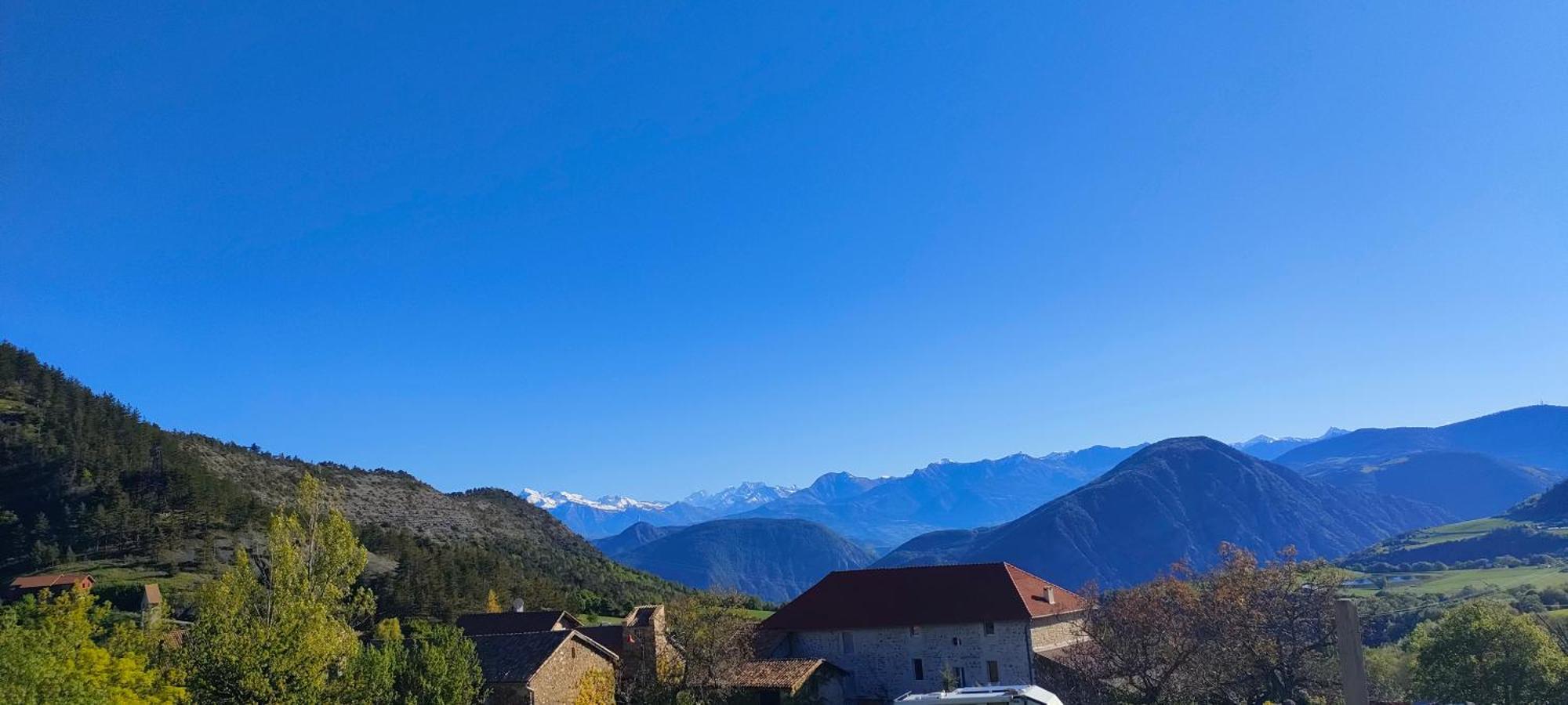 Au Toit Des 4 Saisons Venterol (Alpes-de-Haute-Provence) Exterior foto