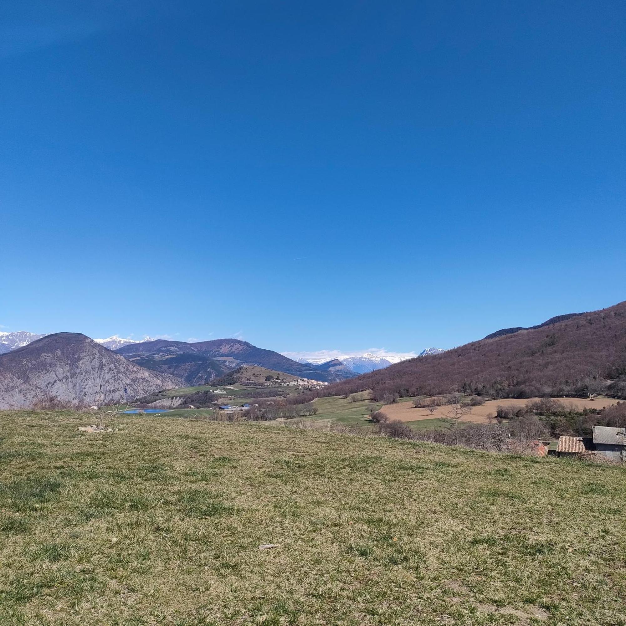 Au Toit Des 4 Saisons Venterol (Alpes-de-Haute-Provence) Exterior foto